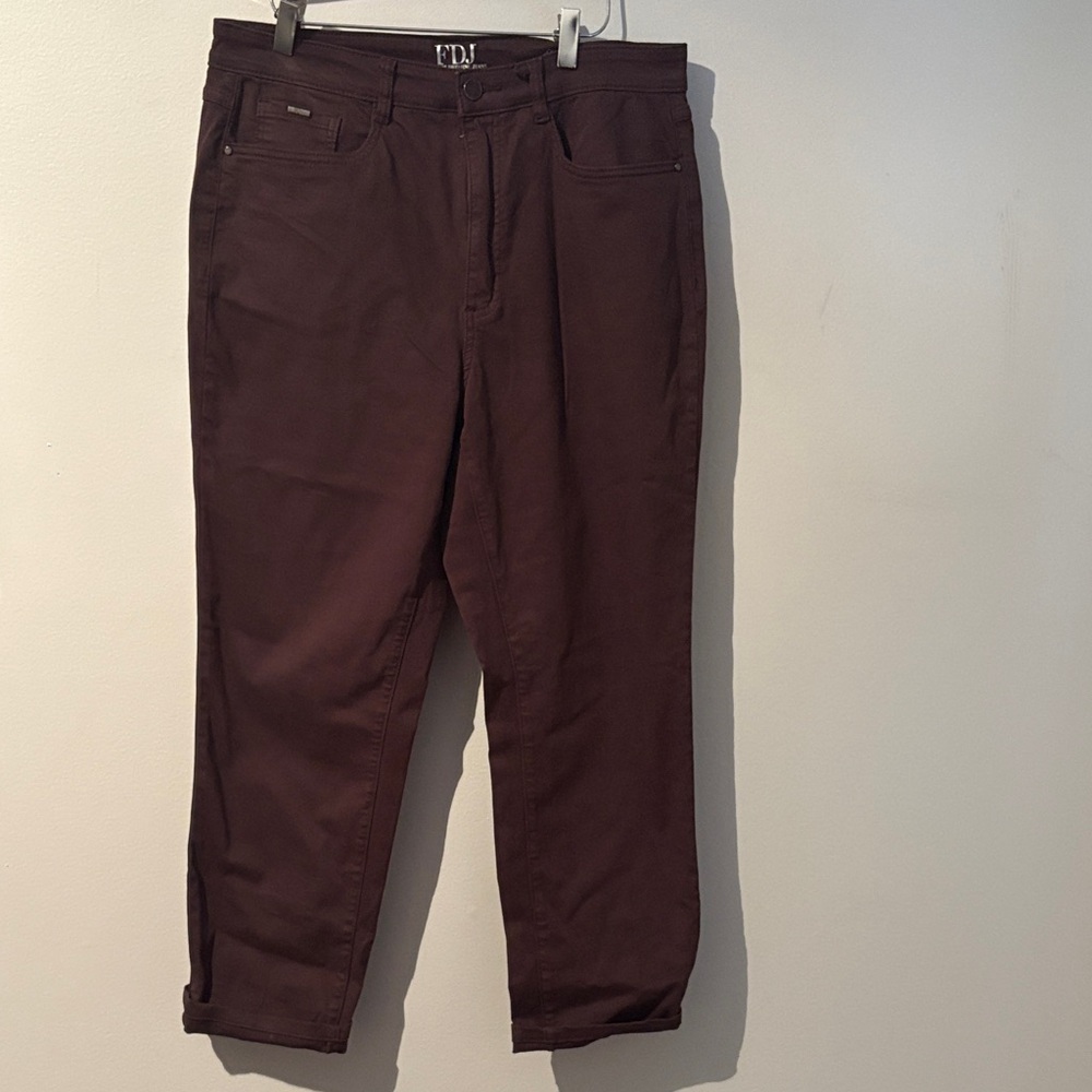 Women's Straight Leg Pants - Brown